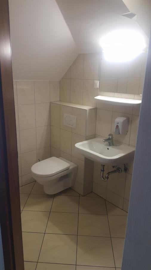 Hotel & Hostel Marenberg Radlje Radlje ob Dravi Zewnętrze zdjęcie