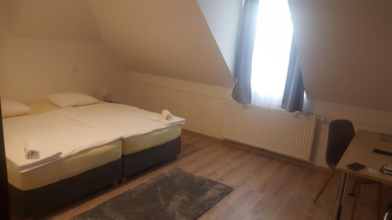 Hotel & Hostel Marenberg Radlje Radlje ob Dravi Zewnętrze zdjęcie