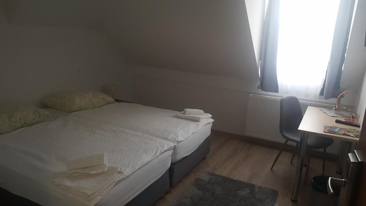 Hotel & Hostel Marenberg Radlje Radlje ob Dravi Zewnętrze zdjęcie