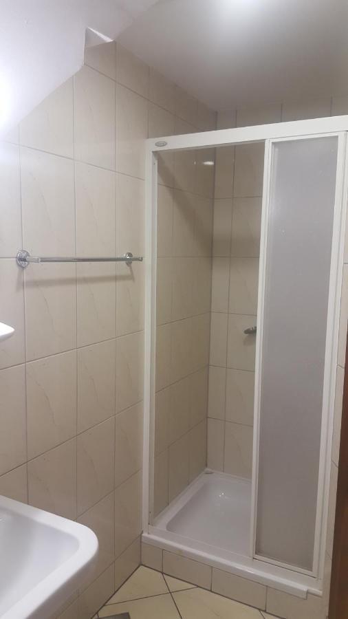 Hotel & Hostel Marenberg Radlje Radlje ob Dravi Zewnętrze zdjęcie